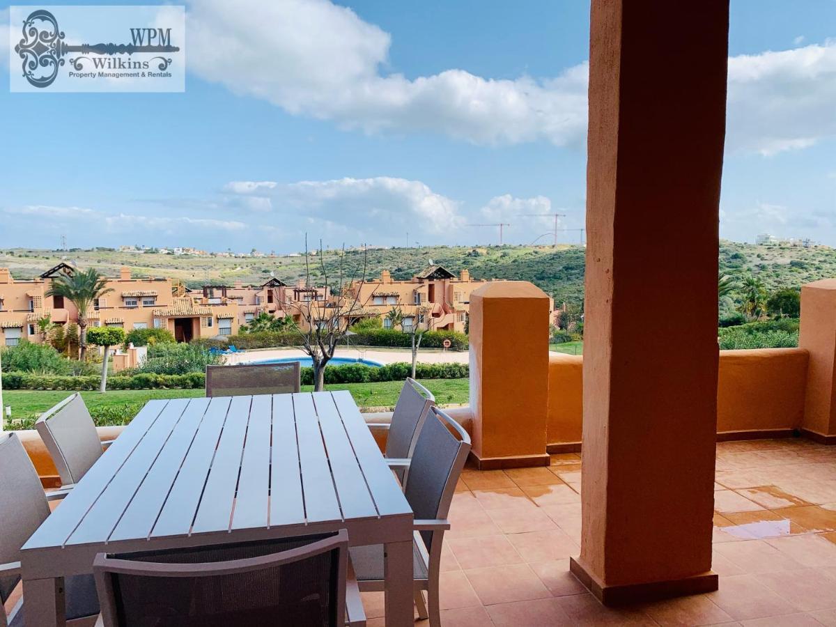 Beautiful 2-Bed Apartment In Casares Costa Bahia de Casares Exterior foto